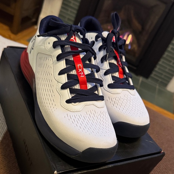 Men's White and Navy TYR Athletic Shoes9M